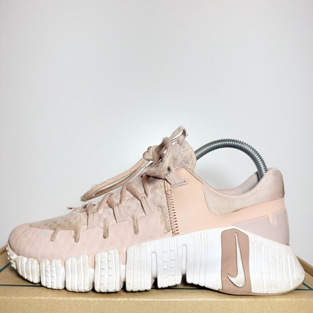Nike Free Metcon 5 Pink Oxford Womens Training Shoes Size 7.5 Gym Sneaker Used